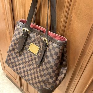 Louis Vuitton Damier Ebene Hampstead MM shoulder bag